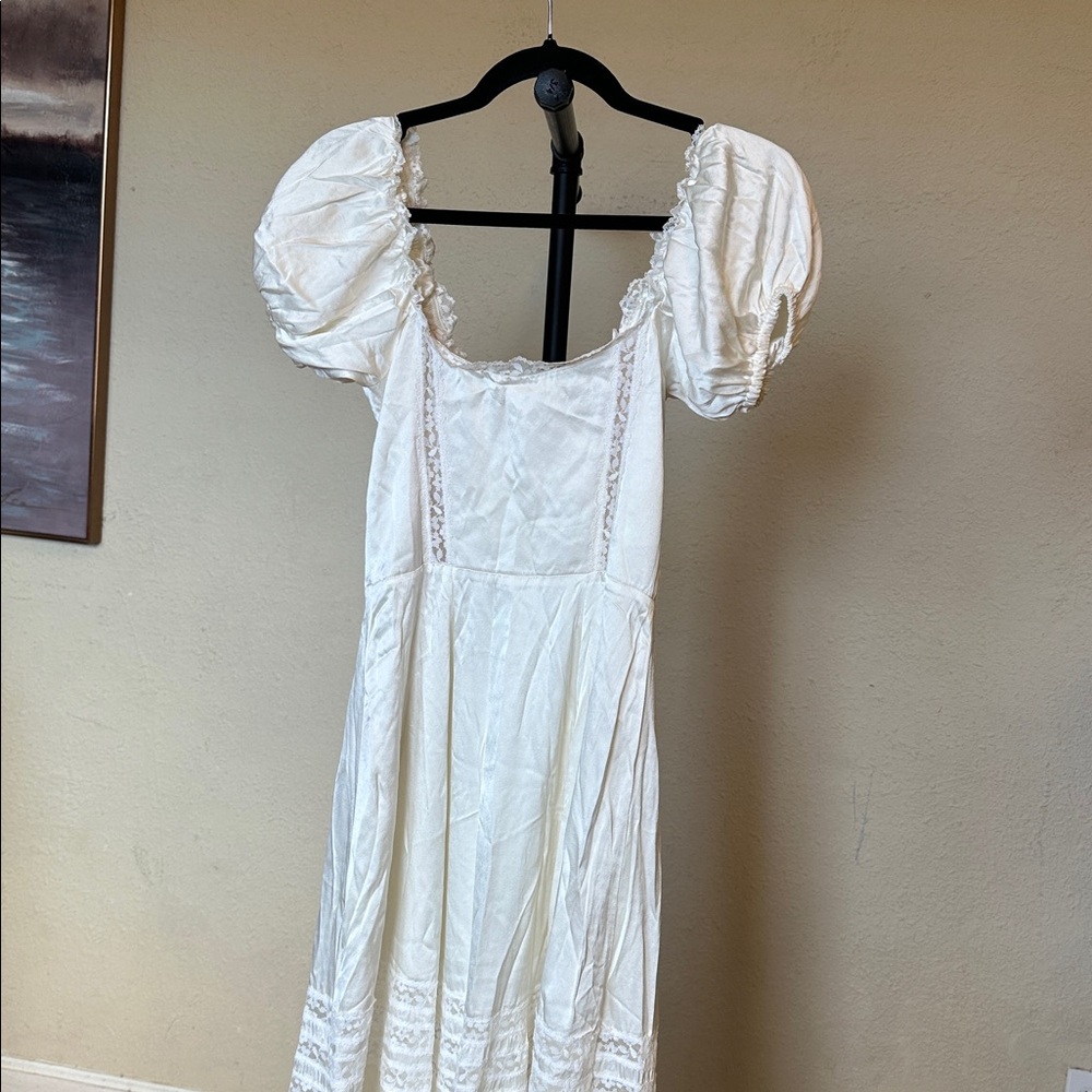 HOUSE OF CB XS D-DD 'Eviana' Ivory Real Silk Puff Sleeve Maxi Dress white NWOT - Picture 14 of 14